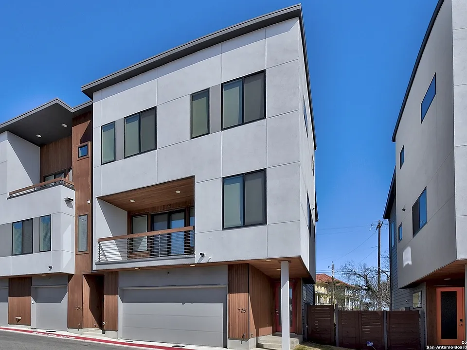 102 Tendick St #705