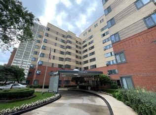 5044 N Marine Dr APT C1, Chicago, IL 60640