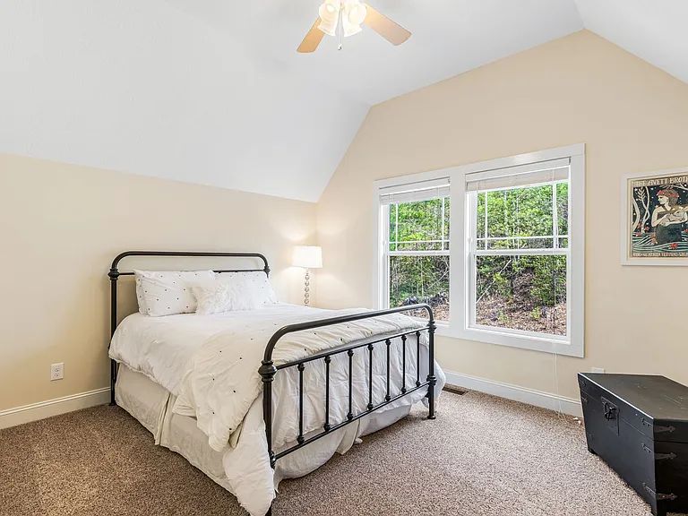 149 Kirkwood Dr — Photo 26