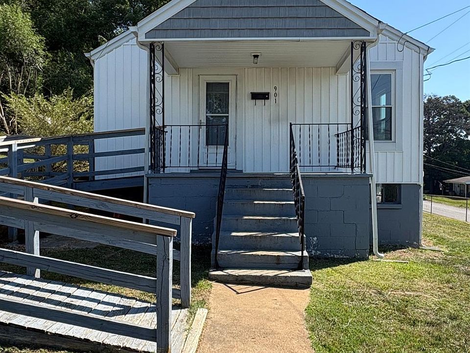 1st image of 901 Lola Ave