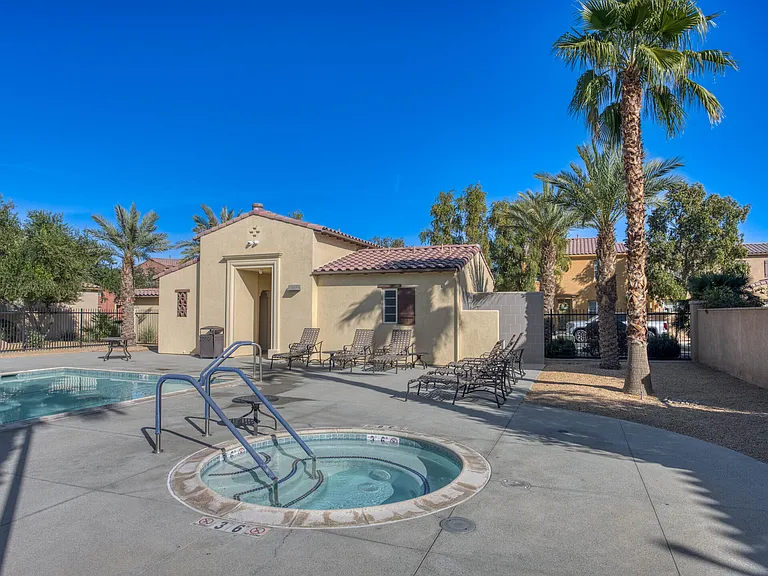 520 Calle Vibrante #520 — Photo 36