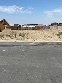 2nd image of 674 W Red Oak Avenue N