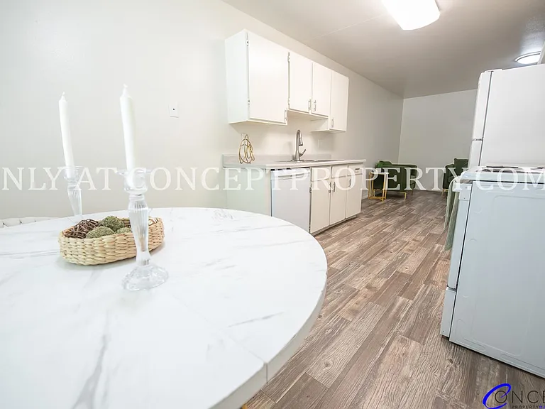 Aspen Pines — Photo 145