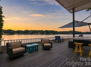 9817 Emerald Point Dr #4, Charlotte, NC 28278