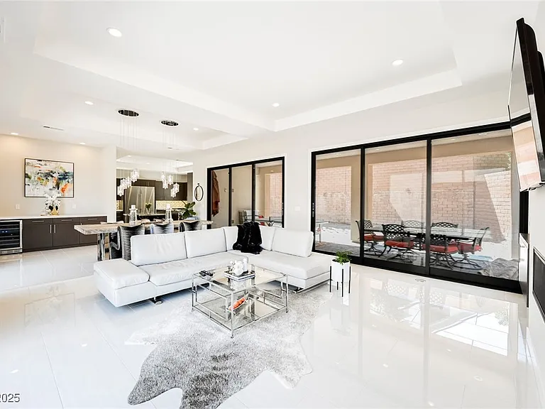 19 Garden Rain Dr — Photo 4
