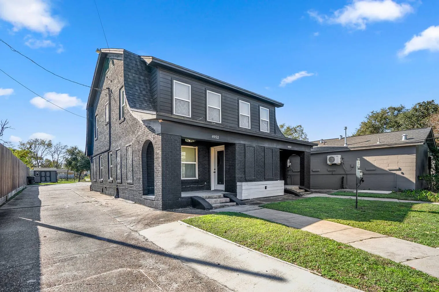 2 bed, 2.0 bath, 1980 sqft, $2,107 — Photo 4