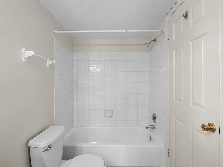 9555 Battery Heights Blvd #203 — Photo 19
