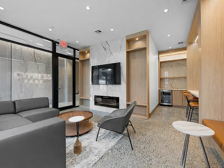 2715 Fulton St #203 — Photo 14