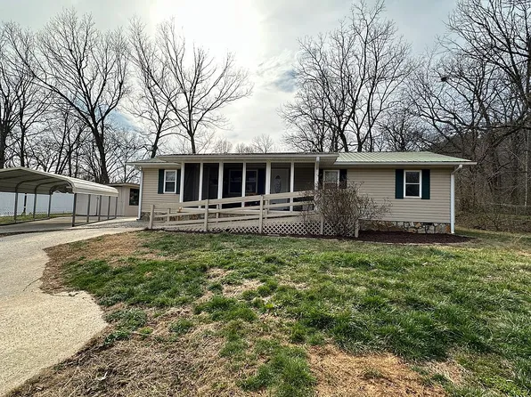 1049 Valley River Ave, Murphy, NC 28906