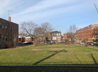 7201 S Ridgeland Ave, Chicago, IL 60649