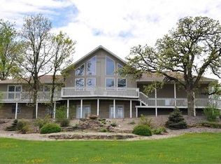 804 County 142 Rd SE, Dover, MN 55929