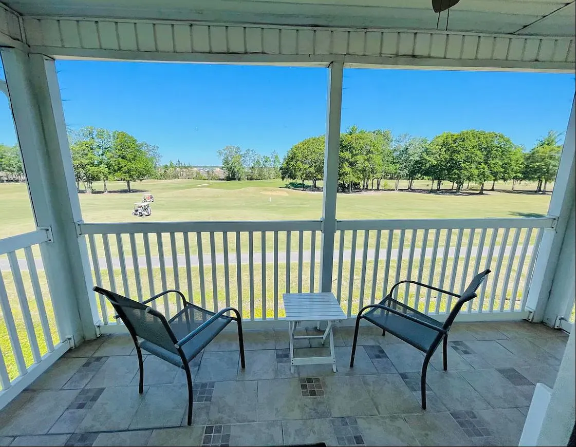 1 bed, 950 sqft, $1,450 — Photo 2