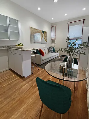 Rented by ONE Manhattan Real Estate | media 7