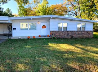 110 E 13th St, Russellville, AR 72801