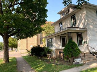 402 S State St, Appleton, WI 54911