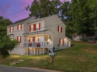 77 Swartswood Rd #1, Newton, NJ 07860