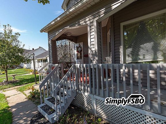 2nd image of 2455 20th Ave