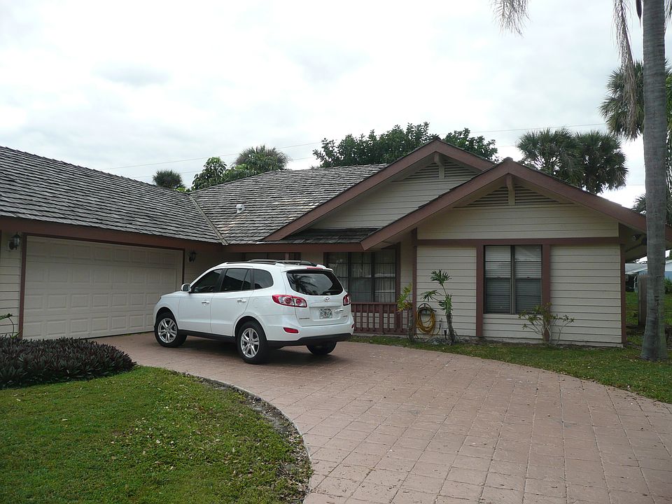 Drive way & Front