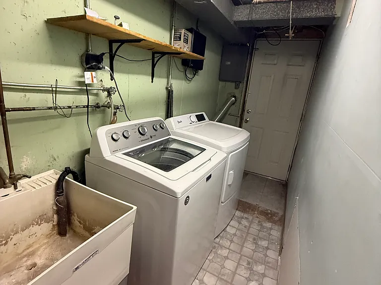 10211 Ambridge Pl — Photo 26