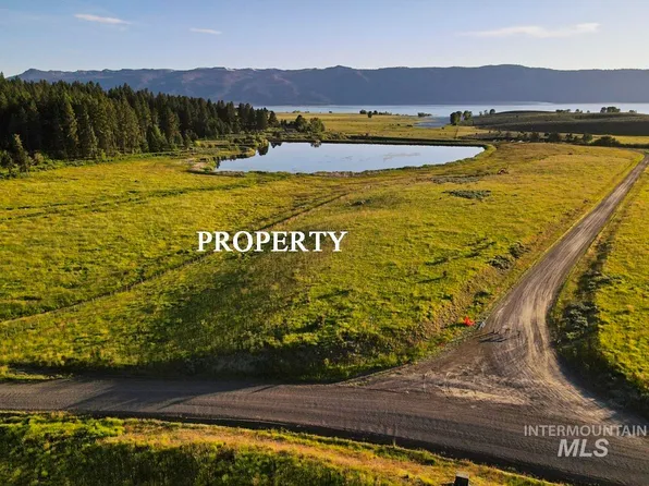 1765 Pine Lakes Ranch Dr, Cascade, ID 83611