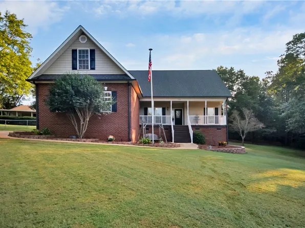 109 Harrison Rd, Easley, SC 29642