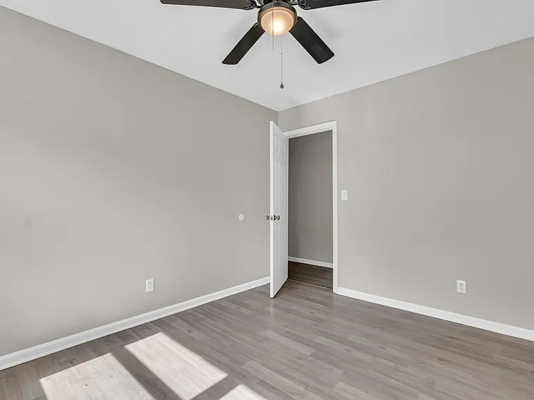 134 Poplar St — Photo 5