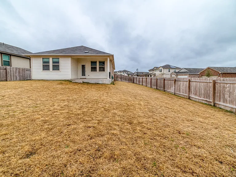 101 Red Cedar Ct — Photo 25