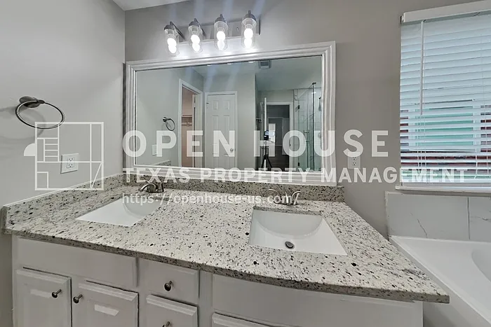 16803 Cobbler Crossing Dr — Photo 11