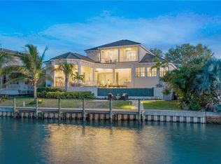 1503 Blue Heron Dr, Sarasota, FL 34239