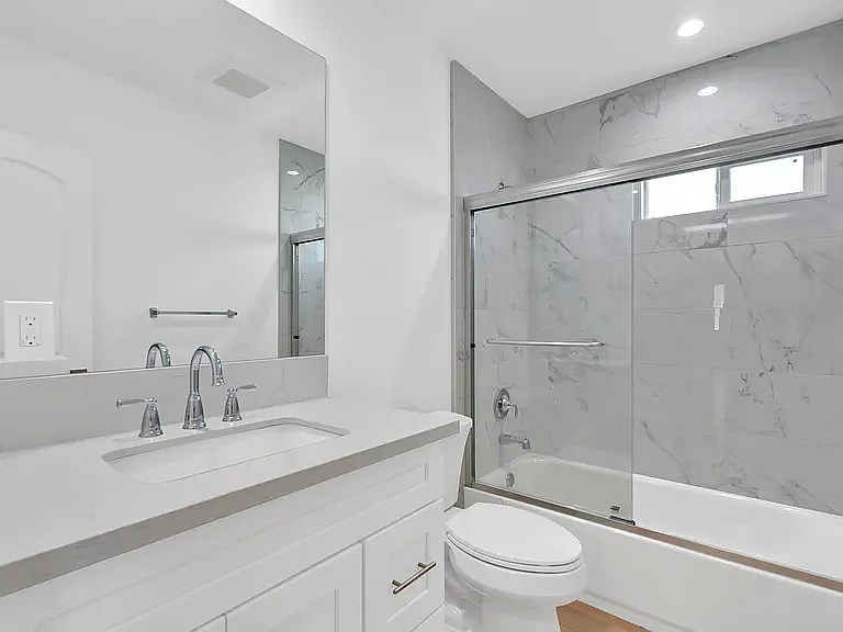 2514 E Adams St #2514 — Photo 6
