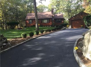 225 E Rocks Rd, Norwalk, CT 06851