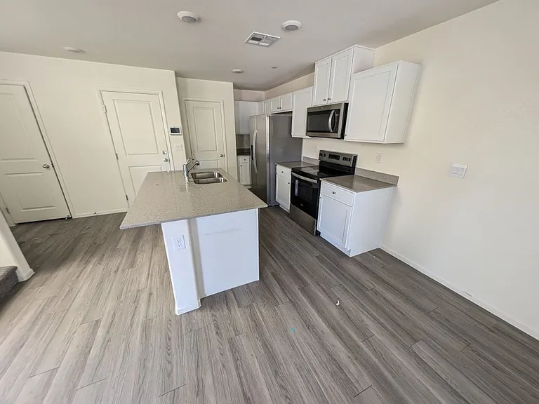 4820 Orchid Ridge Ave — Photo 5