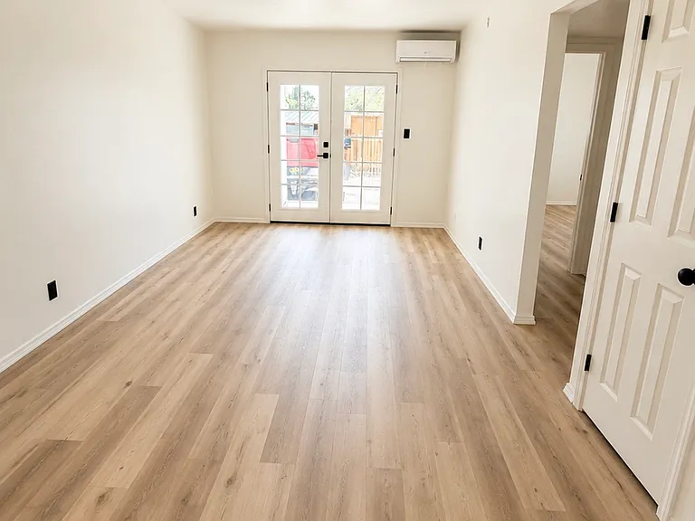 1007 Marron Cir NE #Q — Photo 3