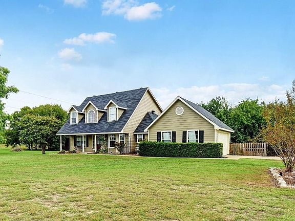 2nd image of 5559 Southfork Dr W