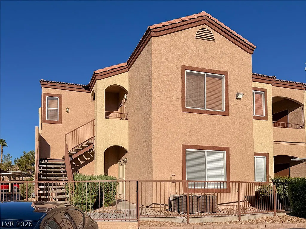 9580 W Reno Ave — Photo 3