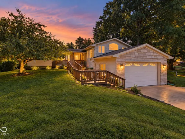 5329 W Smith Valley Rd, Greenwood, IN 46142