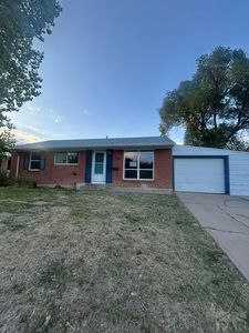 75 Hanson Ln, Pueblo, CO, 81001