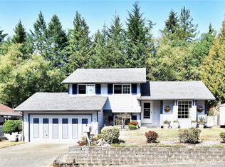 3475 Foxwood Dr SE, Pt Orchard, WA 98366