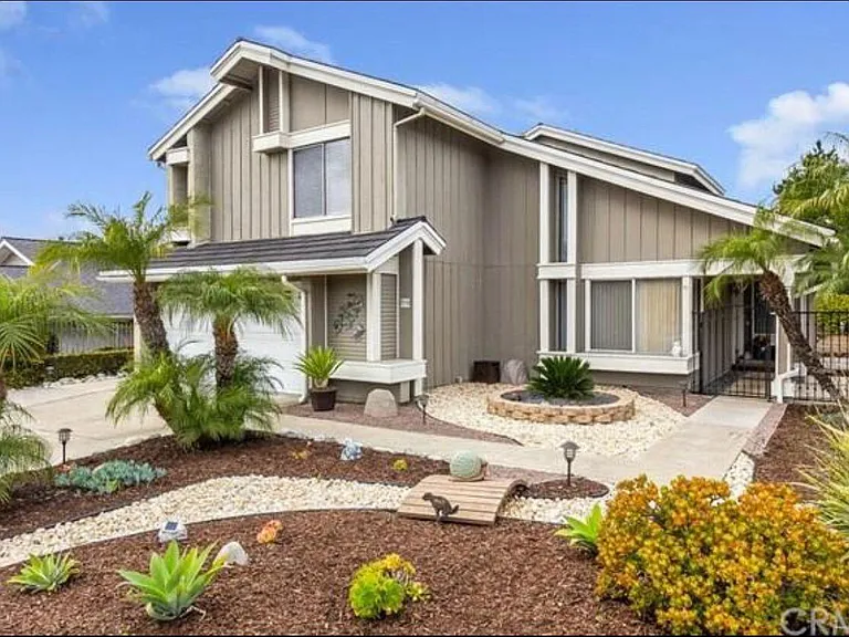 24641 Ashland Dr — Photo 2