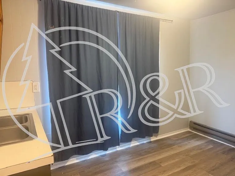 842 Almaden St #2 — Photo 6