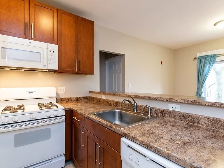 168 Allston St #2 — Photo 4