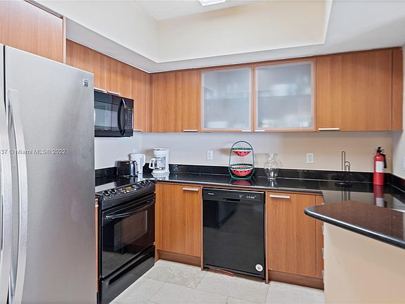 5th image of 16699 Collins Ave APT 2604