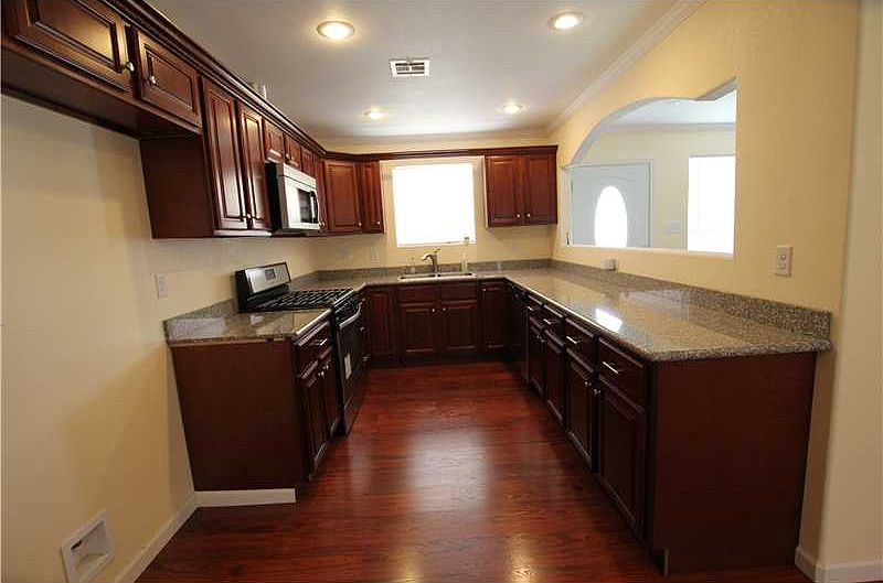 1st image of 4743 Sherwood Dr