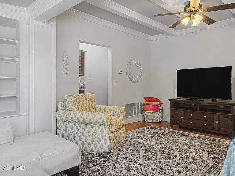 601 4th Ave #1 — Photo 17