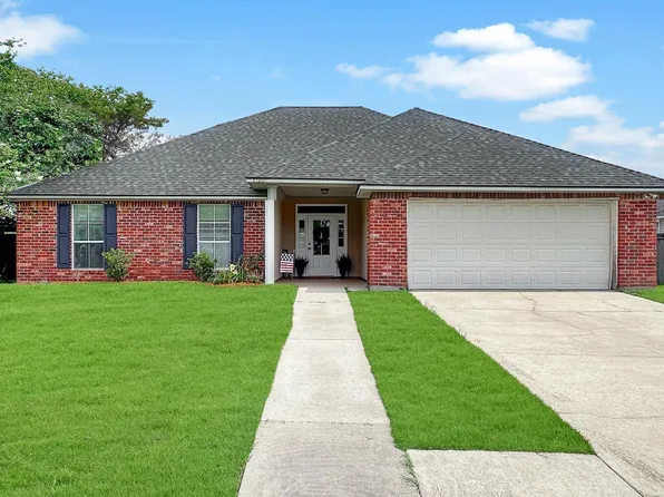 43208 S Henderson Ave, Prairieville, LA 70769