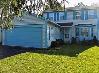 15 Hickory Manor Dr, Rochester, NY 14606