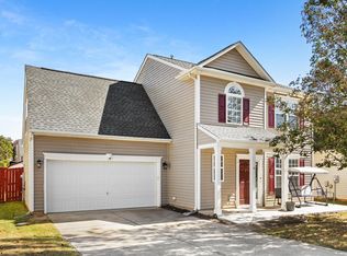 8 Sunfield Ct, Greer, SC 29650