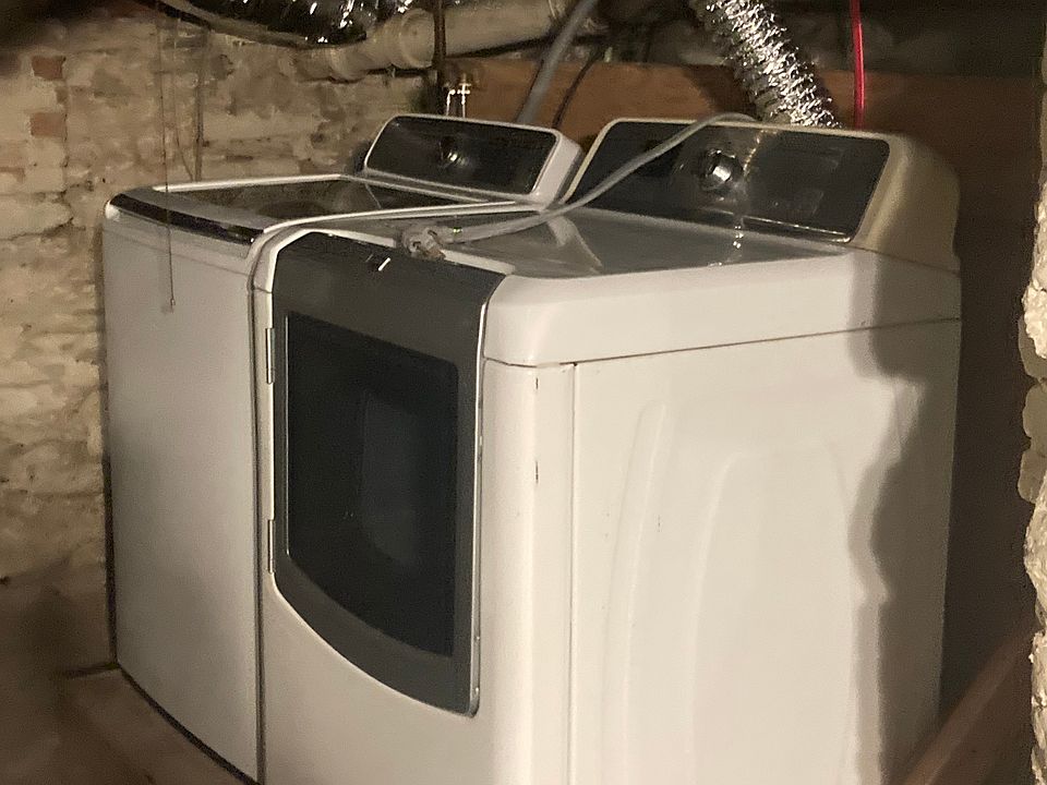 basement laundry area