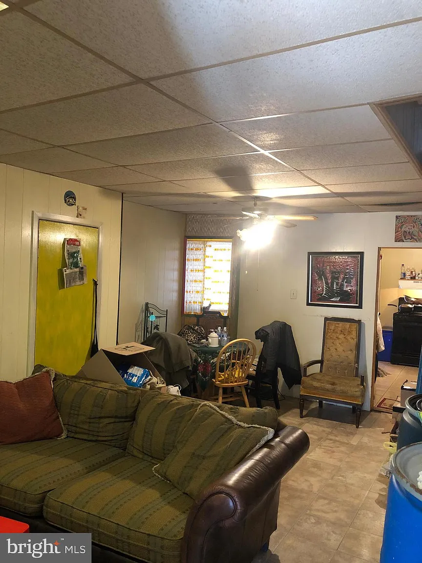 2448 N Garnet St photo 1