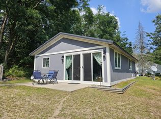 4561 S Spruce Ave, White Cloud, MI 49349